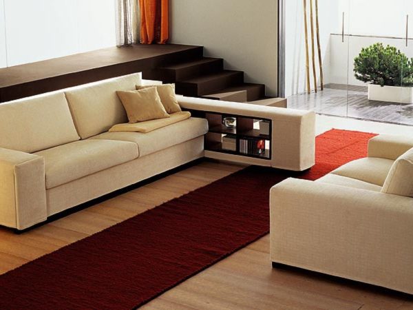 Мягкая мебель в интерьере гостиной